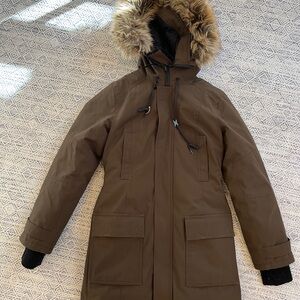 Aritzia Parka